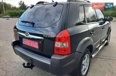 Внедорожник / Кроссовер Hyundai Tucson 2006 в 