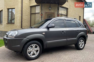 Позашляховик / Кросовер Hyundai Tucson 2009 в 