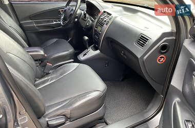 Позашляховик / Кросовер Hyundai Tucson 2009 в 