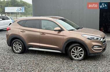 Позашляховик / Кросовер Hyundai Tucson 2017 в 