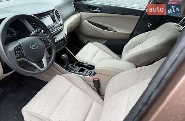 Позашляховик / Кросовер Hyundai Tucson 2017 в 
