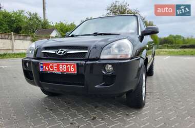 Внедорожник / Кроссовер Hyundai Tucson 2009 в 