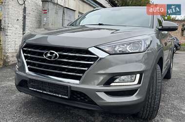 Внедорожник / Кроссовер Hyundai Tucson 2019 в 