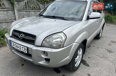 Внедорожник / Кроссовер Hyundai Tucson 2008 в 