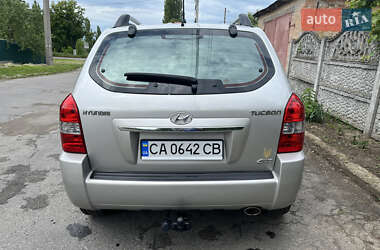 Внедорожник / Кроссовер Hyundai Tucson 2008 в 