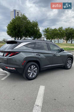 Позашляховик / Кросовер Hyundai Tucson 2024 в 