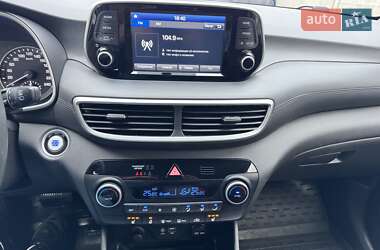 Внедорожник / Кроссовер Hyundai Tucson 2019 в 