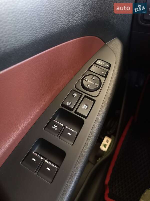 Позашляховик / Кросовер Hyundai Tucson 2017 в Полтаві