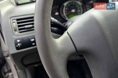 Позашляховик / Кросовер Hyundai Tucson 2006 в 