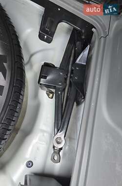 Позашляховик / Кросовер Hyundai Tucson 2006 в 