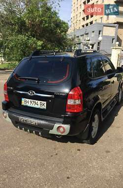 Внедорожник / Кроссовер Hyundai Tucson 2008 в 