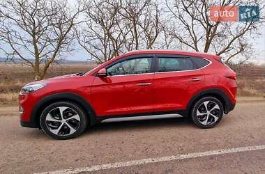 Позашляховик / Кросовер Hyundai Tucson 2017 в 