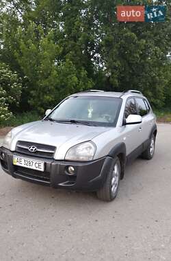 Внедорожник / Кроссовер Hyundai Tucson 2005 в 