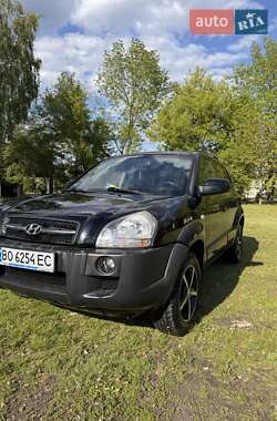 Внедорожник / Кроссовер Hyundai Tucson 2007 в 