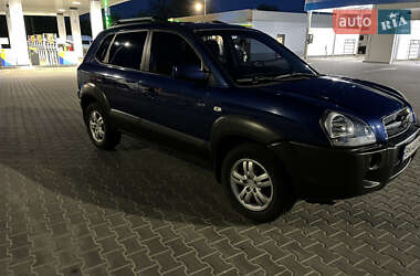 Внедорожник / Кроссовер Hyundai Tucson 2007 в 