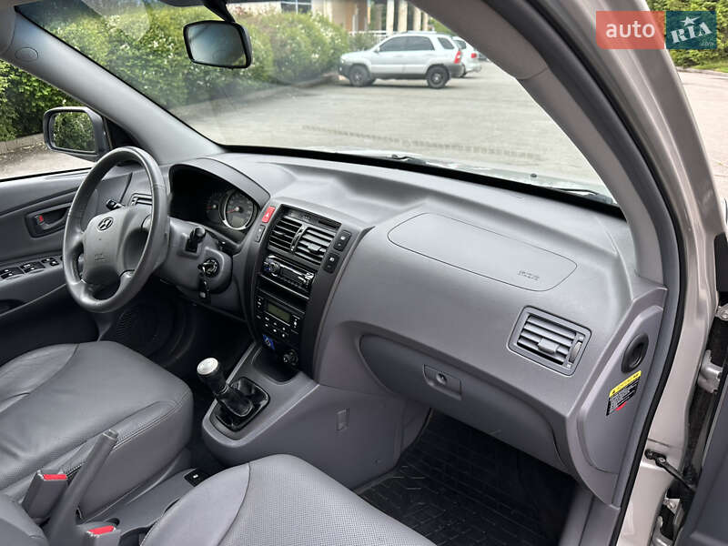 Позашляховик / Кросовер Hyundai Tucson 2005 в Тернополі