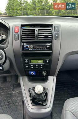 Позашляховик / Кросовер Hyundai Tucson 2005 в 