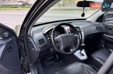 Внедорожник / Кроссовер Hyundai Tucson 2008 в 
