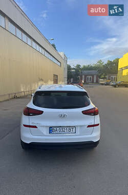 Внедорожник / Кроссовер Hyundai Tucson 2019 в 