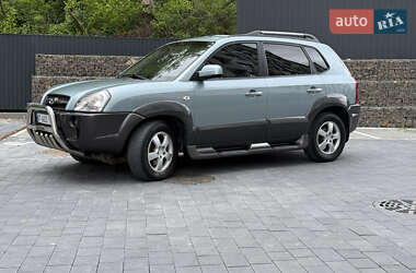 Внедорожник / Кроссовер Hyundai Tucson 2008 в 