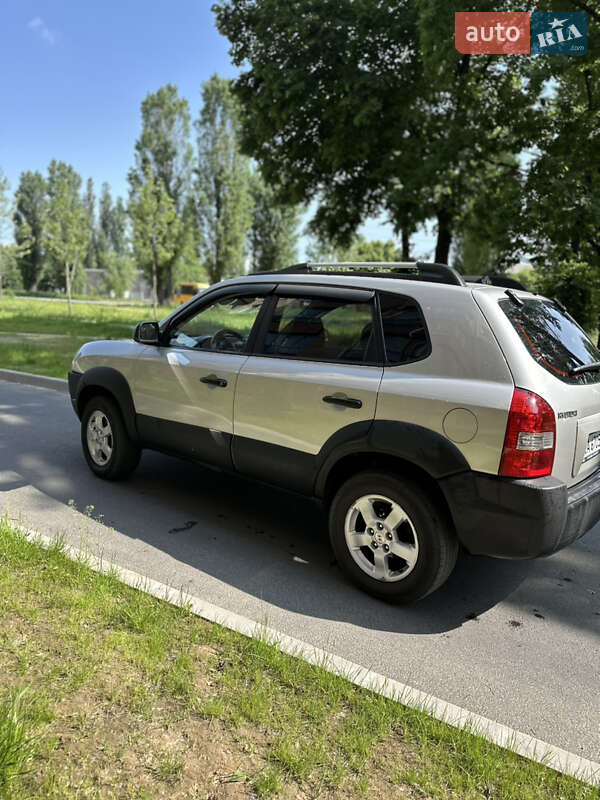 Внедорожник / Кроссовер Hyundai Tucson 2008 в Чернигове