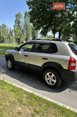 Позашляховик / Кросовер Hyundai Tucson 2008 в 