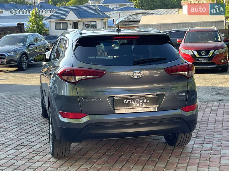 Внедорожник / Кроссовер Hyundai Tucson 2016 в Ровно