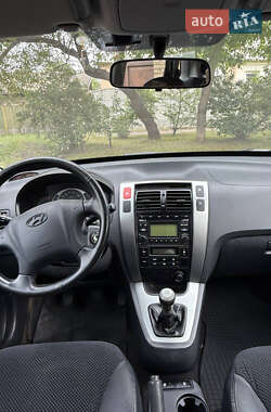 Позашляховик / Кросовер Hyundai Tucson 2010 в 
