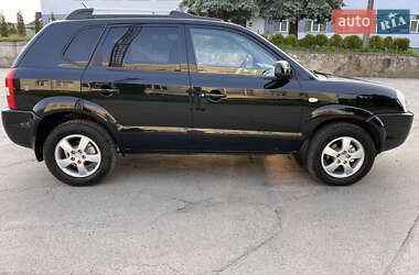 Позашляховик / Кросовер Hyundai Tucson 2005 в 