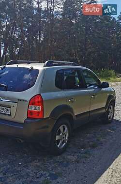 Внедорожник / Кроссовер Hyundai Tucson 2007 в 
