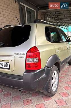 Внедорожник / Кроссовер Hyundai Tucson 2005 в Харькове