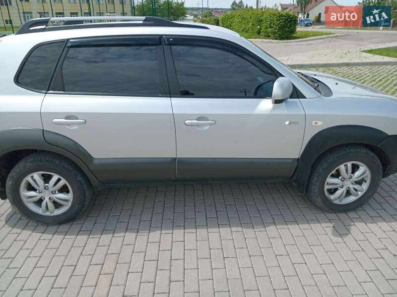Внедорожник / Кроссовер Hyundai Tucson 2011 в Бучаче фото 17 Внедорожник / Кроссовер Hyundai Tucson 2011 в Бучаче