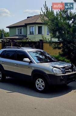 Внедорожник / Кроссовер Hyundai Tucson 2007 в 
