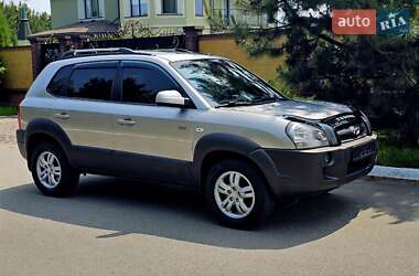 Внедорожник / Кроссовер Hyundai Tucson 2007 в 
