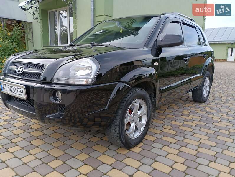 Внедорожник / Кроссовер Hyundai Tucson 2008 в 