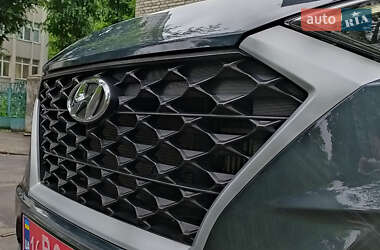 Внедорожник / Кроссовер Hyundai Tucson 2019 в 