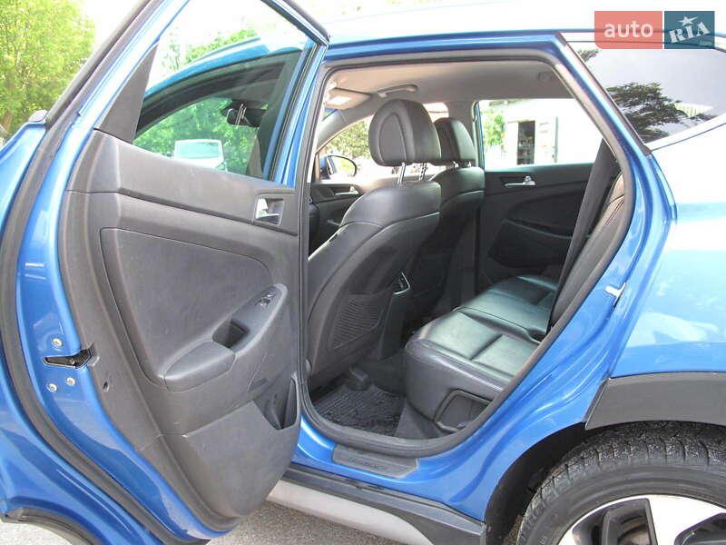 Внедорожник / Кроссовер Hyundai Tucson 2017 в Киеве