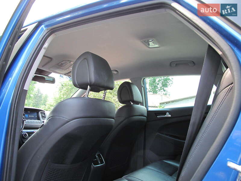 Внедорожник / Кроссовер Hyundai Tucson 2017 в Киеве