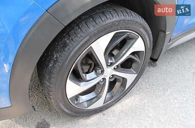 Внедорожник / Кроссовер Hyundai Tucson 2017 в 