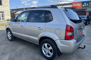 Внедорожник / Кроссовер Hyundai Tucson 2007 в 