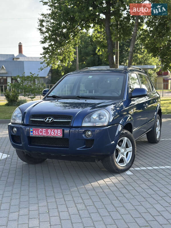 Позашляховик / Кросовер Hyundai Tucson 2004 в 