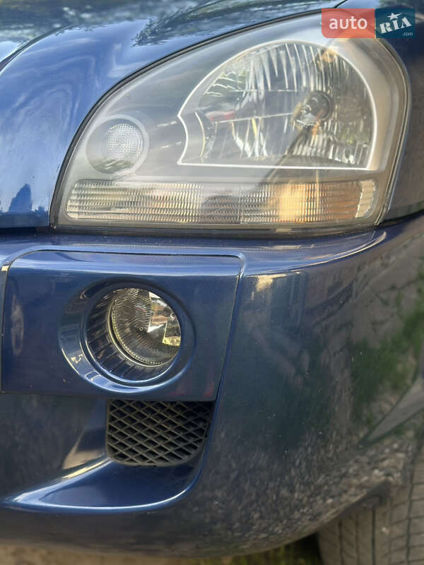 Позашляховик / Кросовер Hyundai Tucson 2004 в Коломиї
