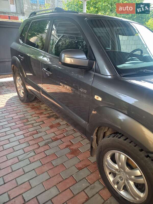 Внедорожник / Кроссовер Hyundai Tucson 2008 в Каменском