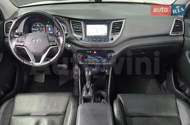 Внедорожник / Кроссовер Hyundai Tucson 2017 в 