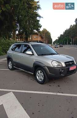 Внедорожник / Кроссовер Hyundai Tucson 2007 в 