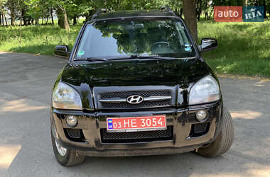 Внедорожник / Кроссовер Hyundai Tucson 2006 в 