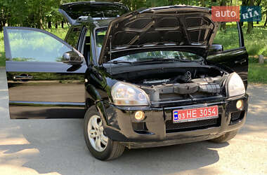 Внедорожник / Кроссовер Hyundai Tucson 2006 в 