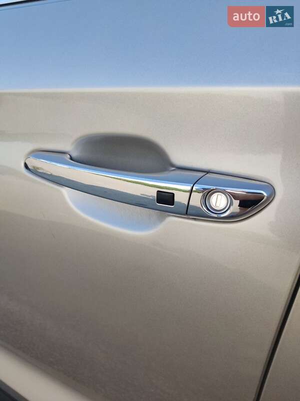 Позашляховик / Кросовер Hyundai Tucson 2016 в Дніпрі