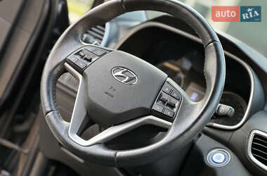 Внедорожник / Кроссовер Hyundai Tucson 2019 в 