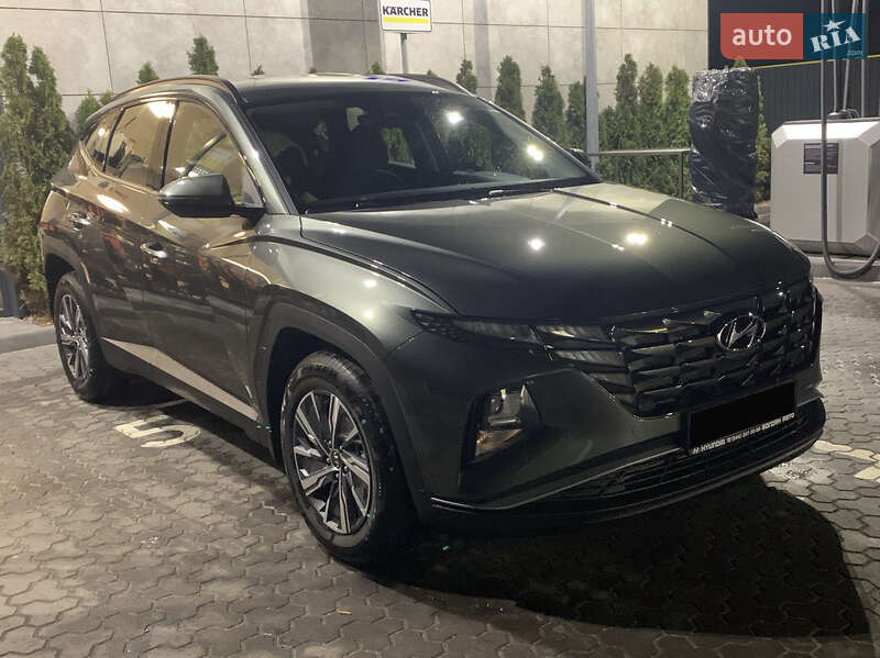 Внедорожник / Кроссовер Hyundai Tucson 2022 в 